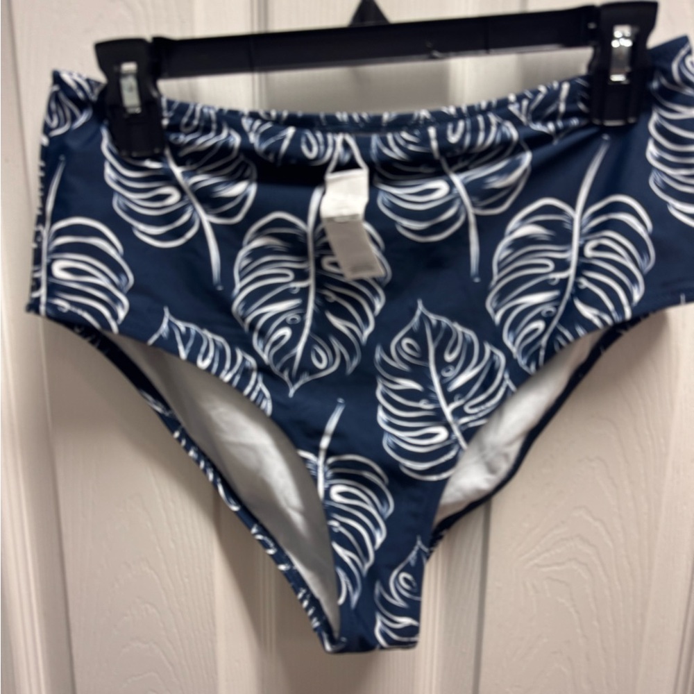 Cupshe Navy Leaf Print Bikini Bottoms New!